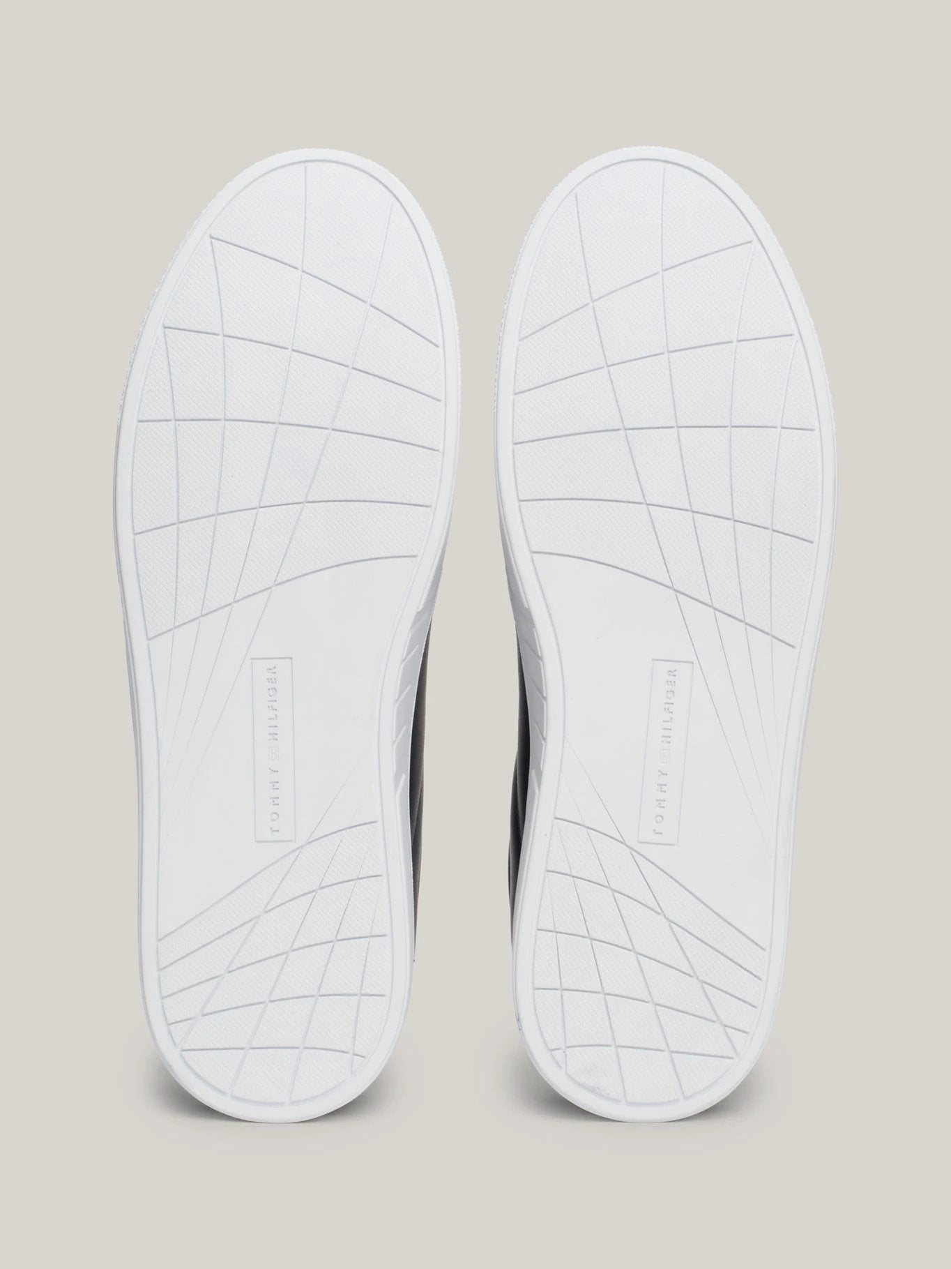 Tenis Tommy Hilfiger Para Caballeros by Tommy Hilfiger