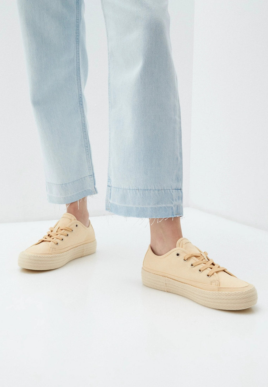 Tenis Tommy Hilfiger Para Damas by Tommy Hilfiger