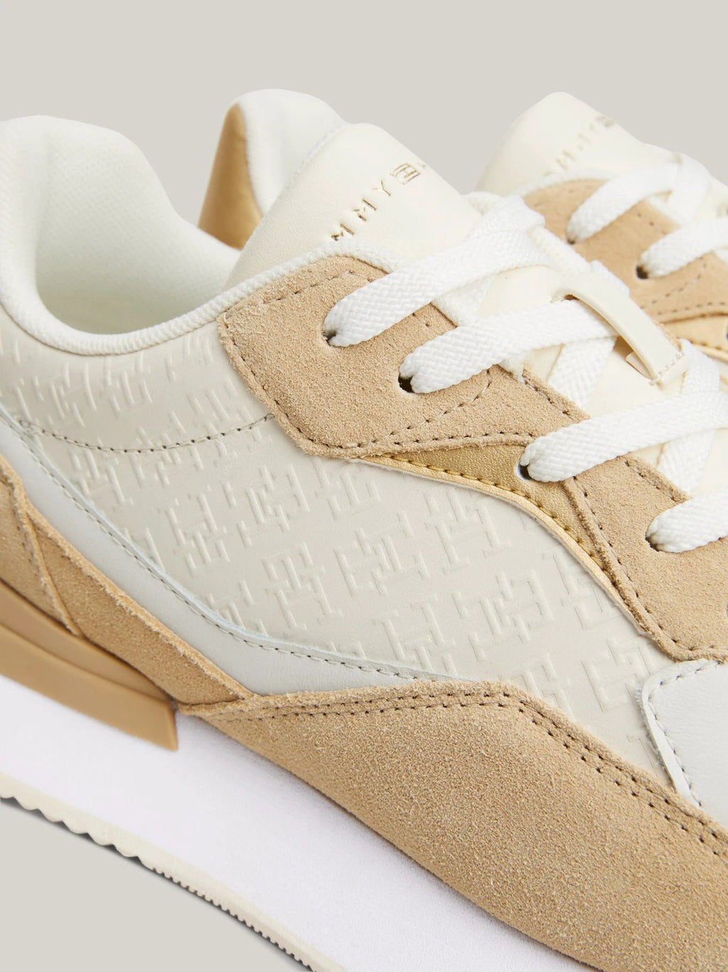Tenis Tommy Hilfiger Para Damas by Tommy Hilfiger