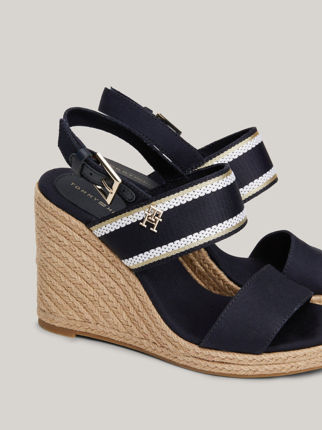 Sandalias Tommy Hilfiger P/ Damas by Tommy Hilfiger