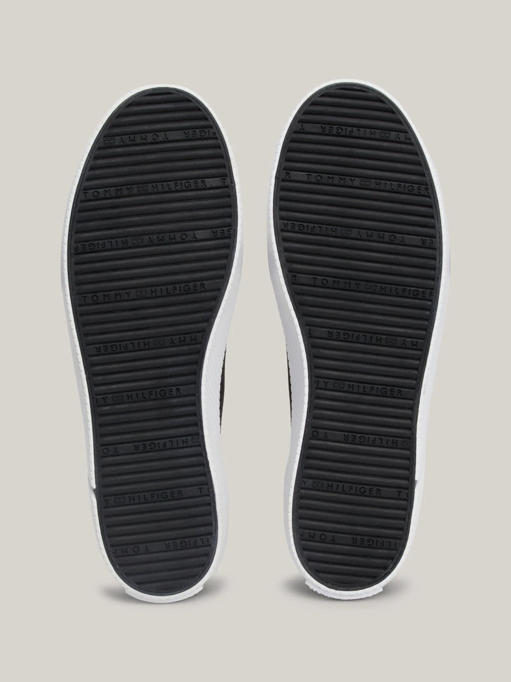 Tenis Tommy Hilfiger Para Damas by Tommy Hilfiger