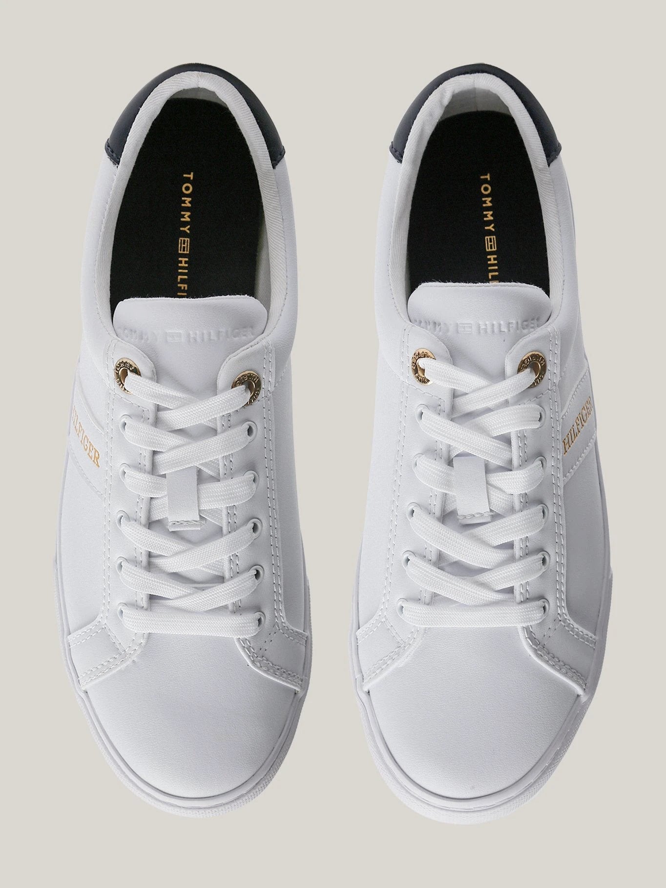 Tenis Tommy Hilfiger Para Damas by Tommy Hilfiger