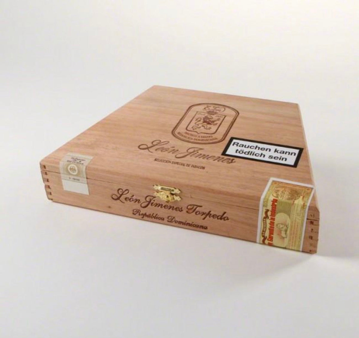 Puros premium importados, marca La Aurora Cigars – vista 2