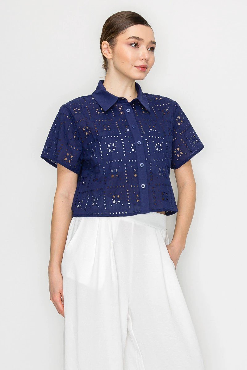 Blusa Iris Mangas Cortas Encaje Eyelet Para Damas by Iris