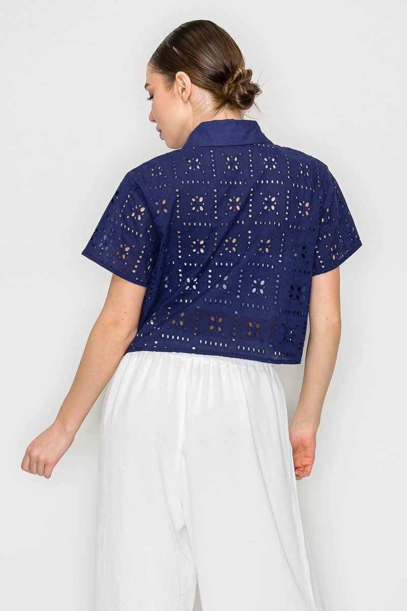 Blusa Iris Mangas Cortas Encaje Eyelet Para Damas by Iris