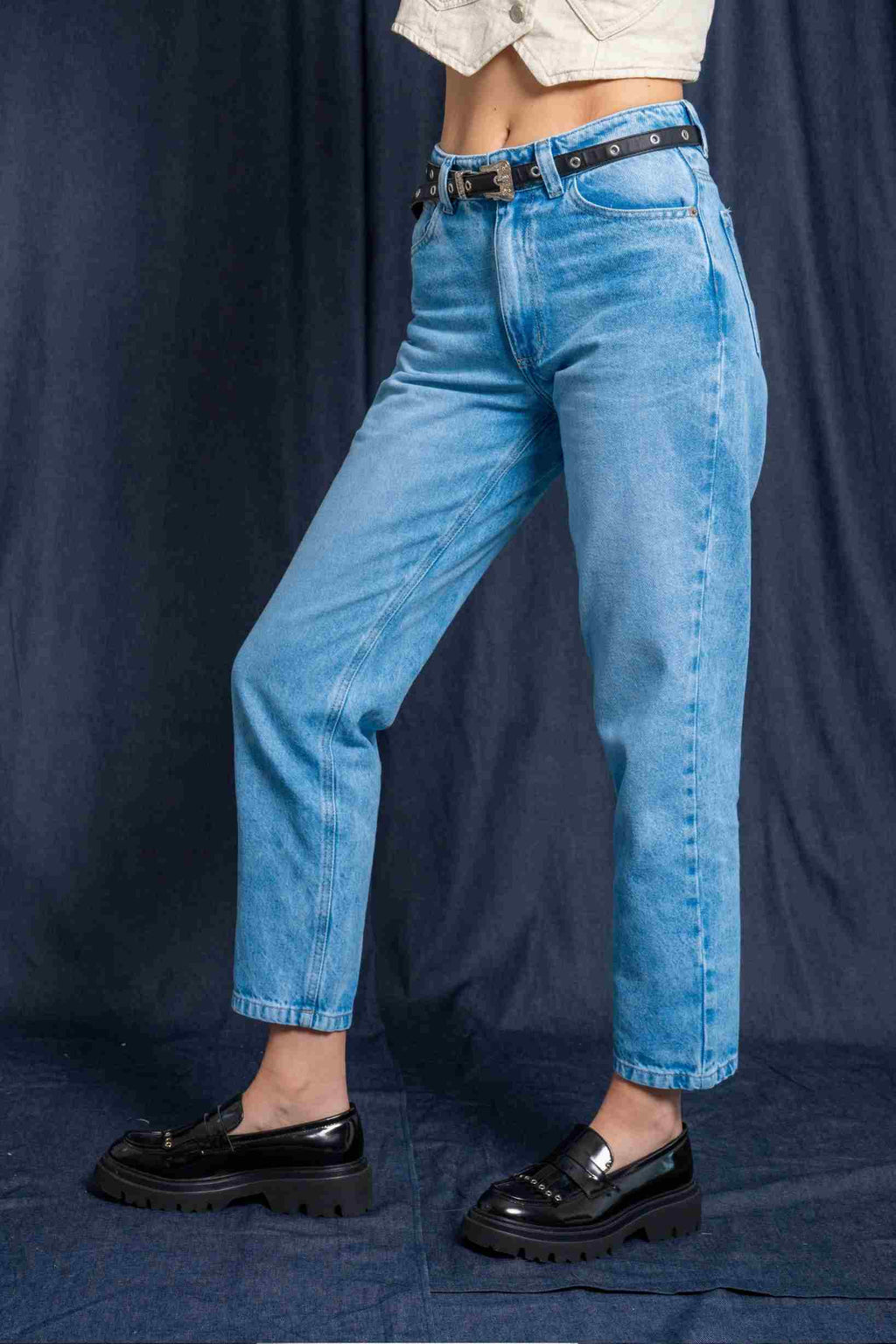 JEANS MOM FIT E-M 8339 - Kliquea