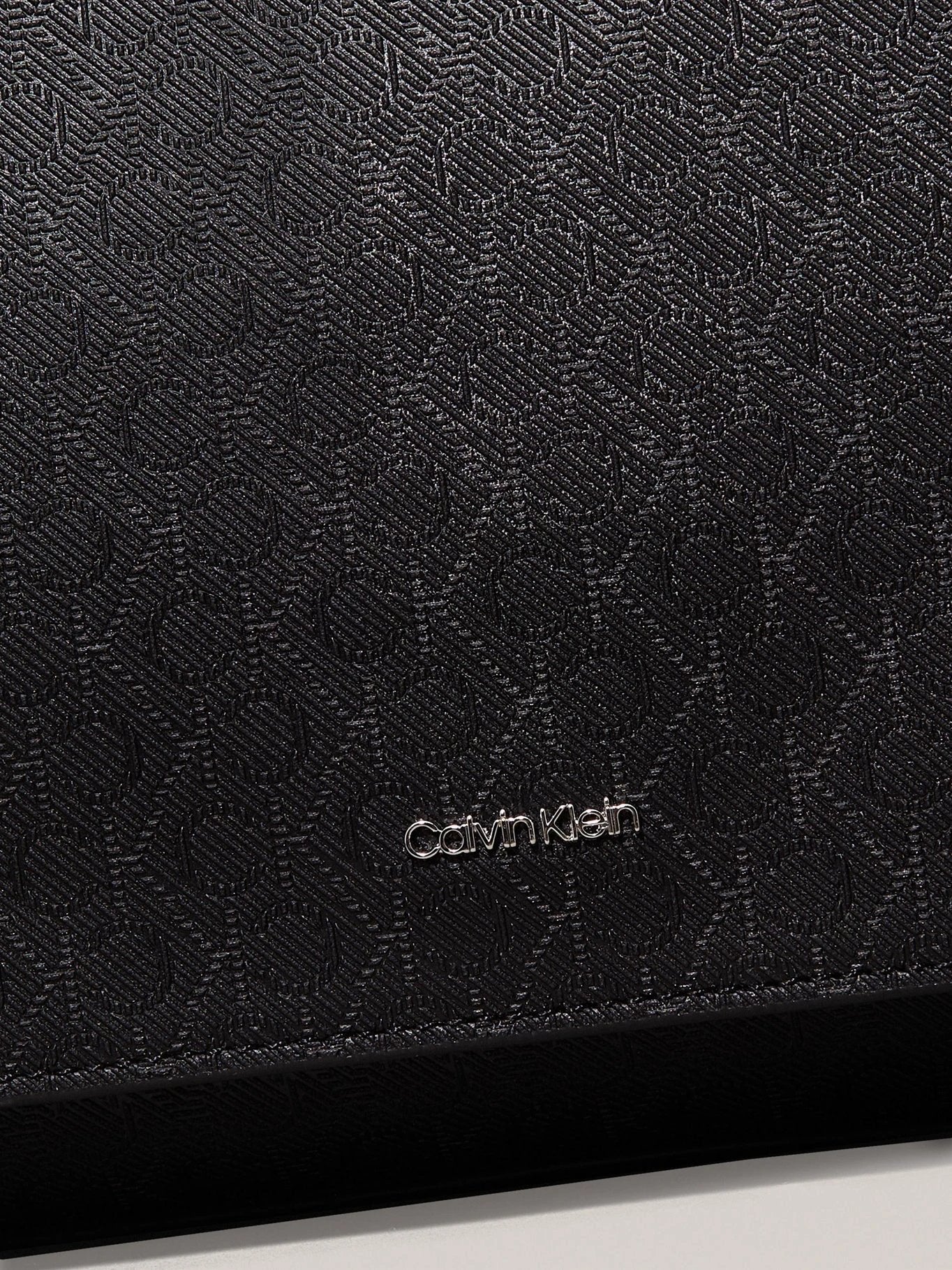 Cartera Calvin Klein Para Damas by Calvin Klein