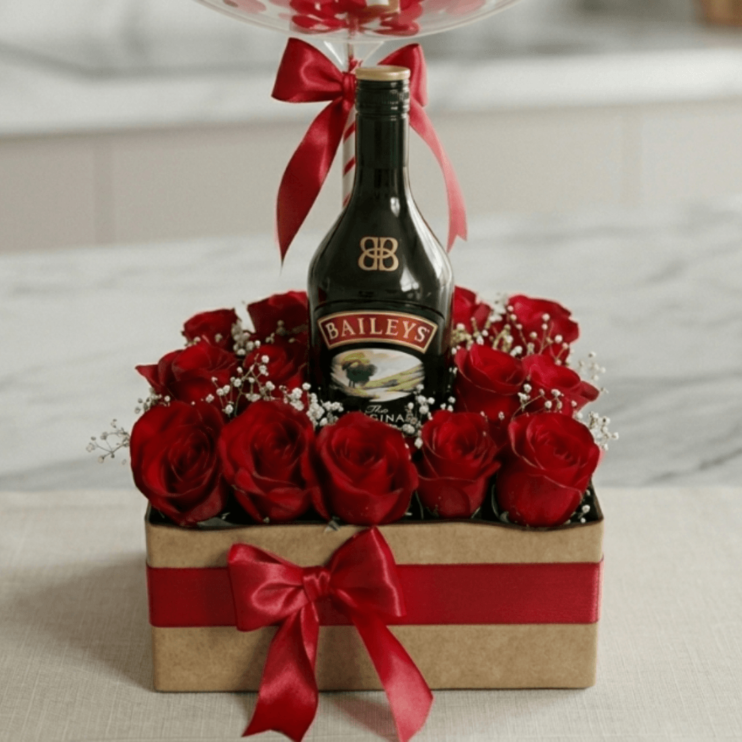 Arreglo de 12 rosas importadas - crema de licor y globo