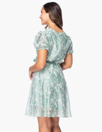 Vestido Essencia Mangas Cortas Estampado Encaje para Damas