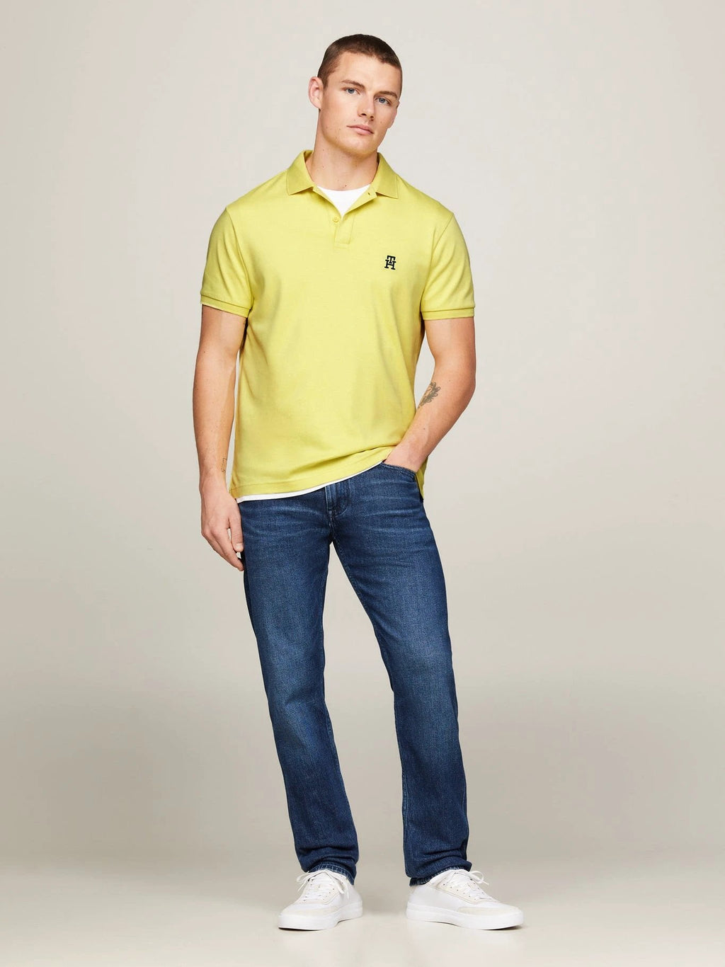 Poloshirt Tommy Hilfiger Mangas Cortas Liso P/ Caballeros MW0MW34783 by Tommy Hilfiger