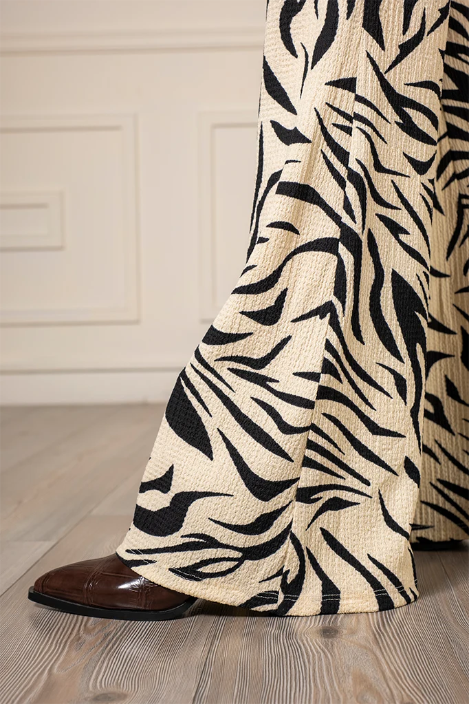 PANTALON FLARE TEXTURA G-M 8694.