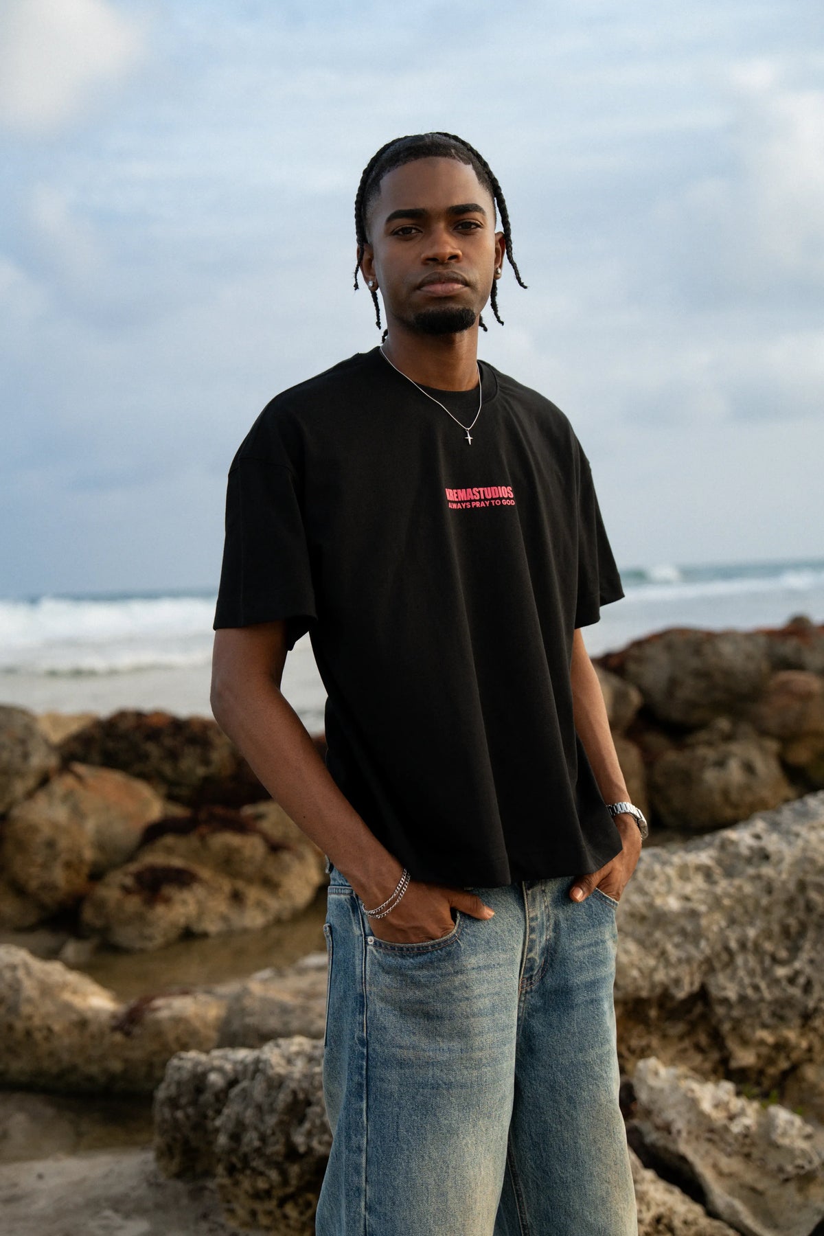Camisas y camisetas, color/material negro, marca Krema Studios – vista 2