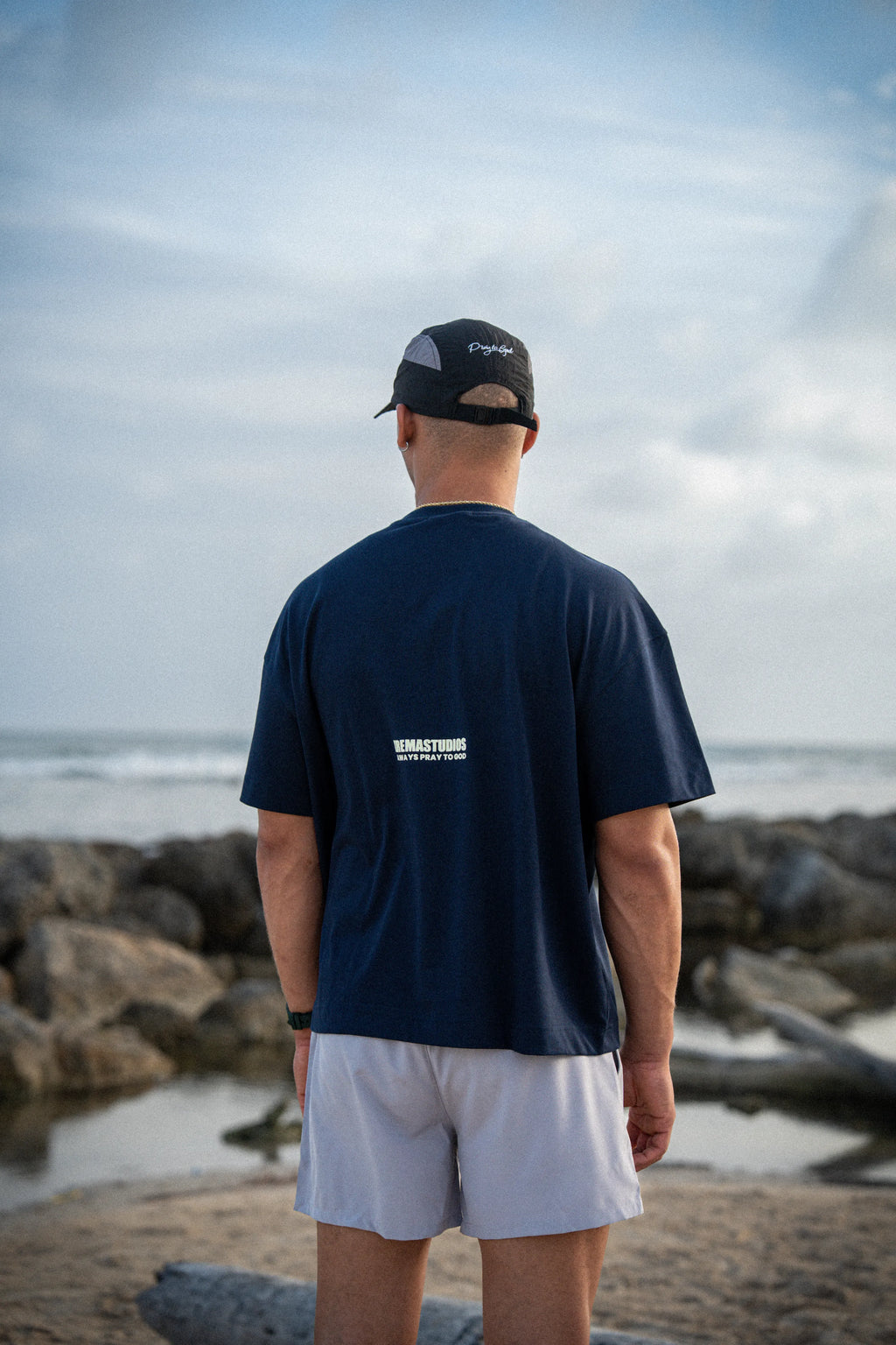Camisas y camisetas, marca Krema Studios – vista 3