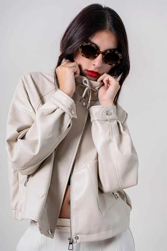 26 CHAQUETA CUELLO ALTO EFECTO PIEL 8750.