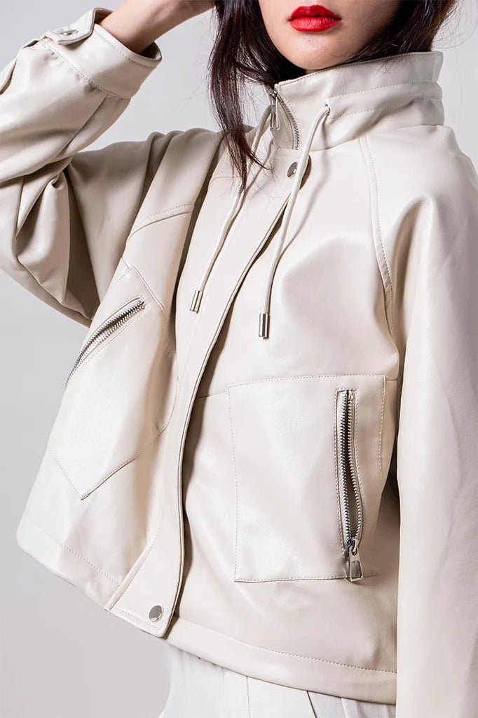 26 CHAQUETA CUELLO ALTO EFECTO PIEL 8750.