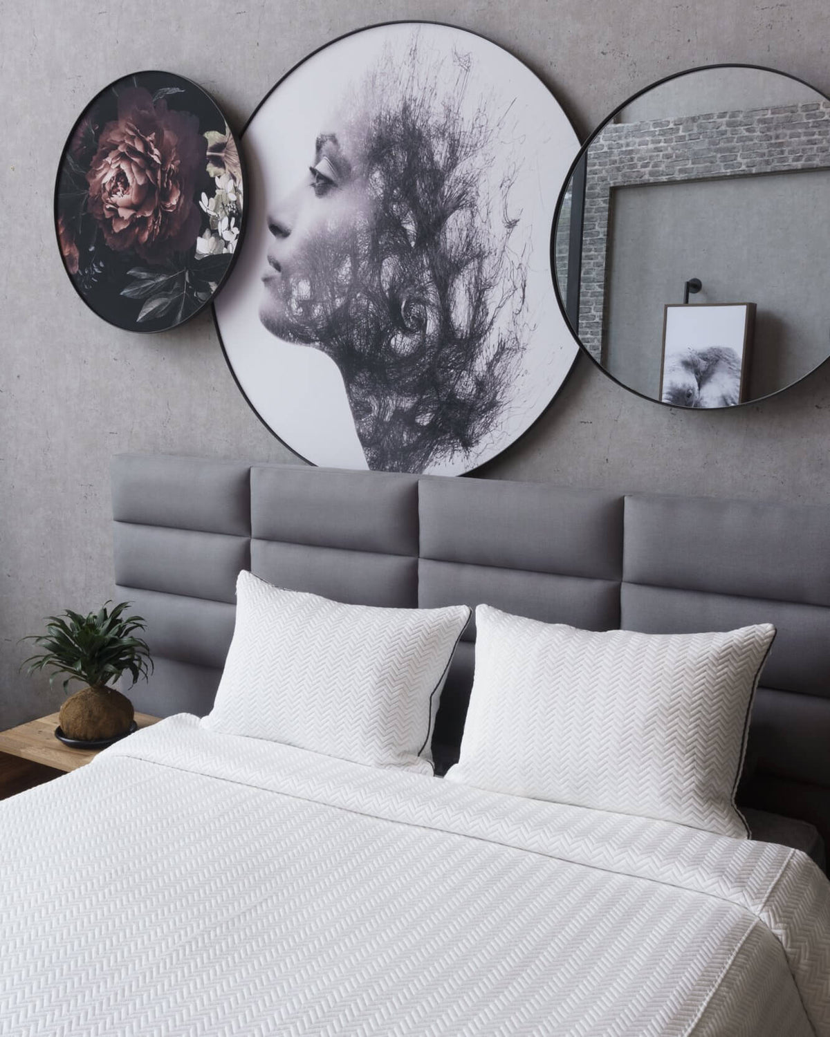 Elegant Santorini Crudo Zigzag duvet set with a modern grainy zigzag texture, adding sophistication to your bedroom.