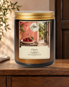 Vela Sya Cherry de Dessert Luxe en escena ambiental.