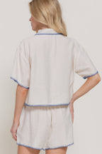 Blusa Active Basic Mangas Cortas Bordada para Damas