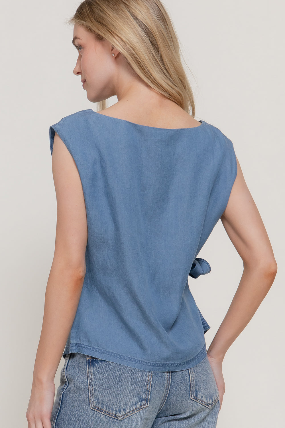 Blusa Active Basic sin Mangas Lisa para Damas