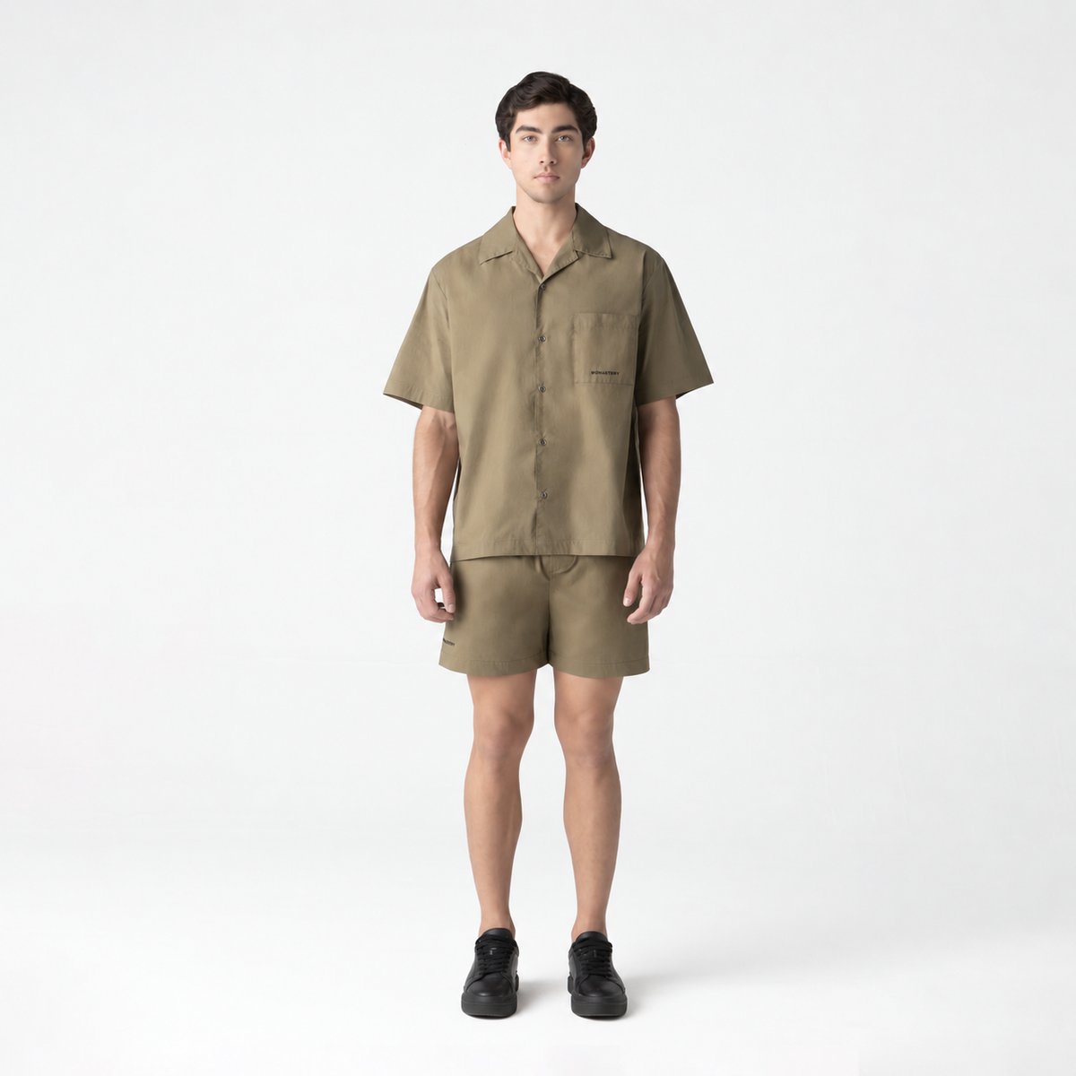 Short men, marca Monastery – vista 2