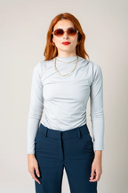 TOP CUELLO ALTO DRAPEADO T-C 7668 - Kliquea