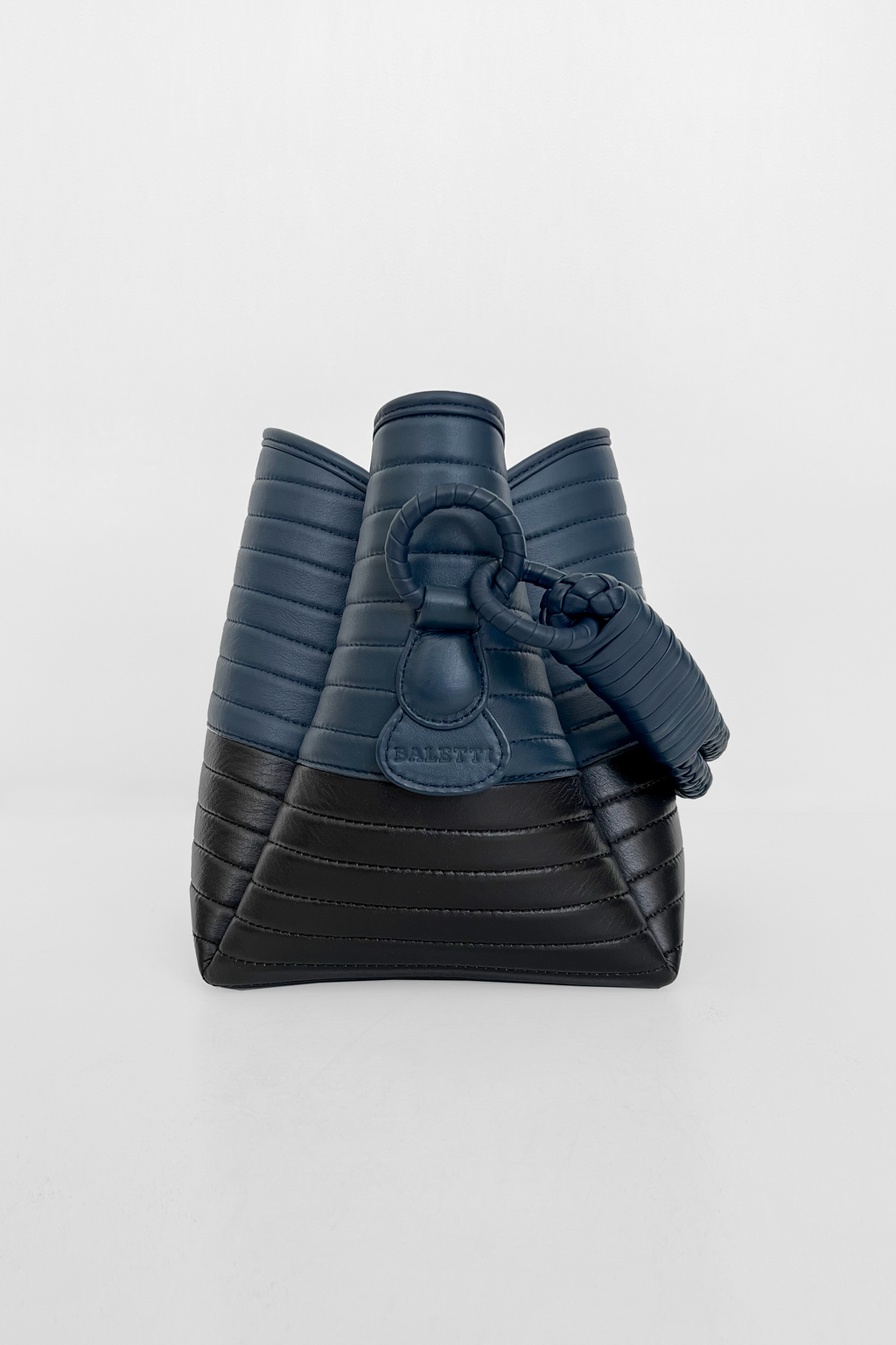Tulip Oxford Bag, Black & Blue