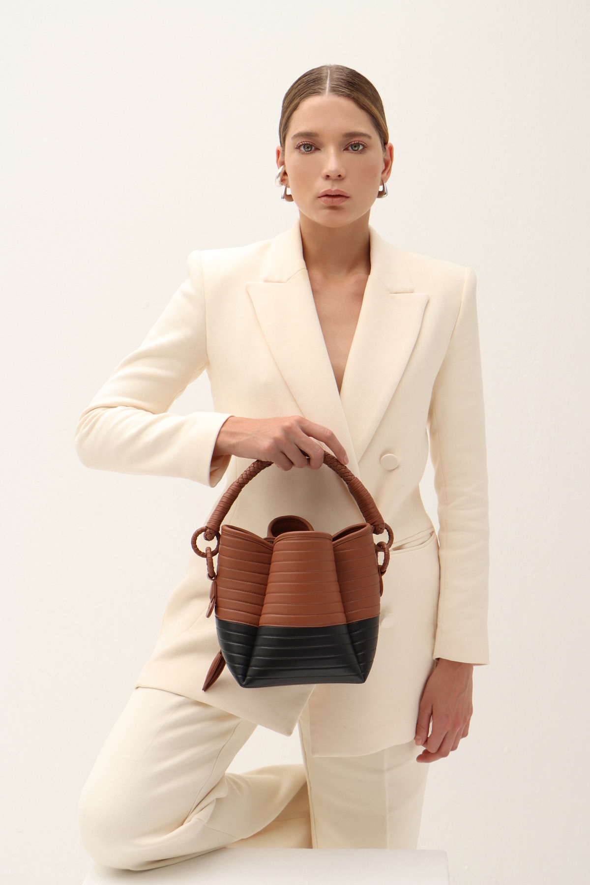 Tulip Oxford Bag, Black & Brandy