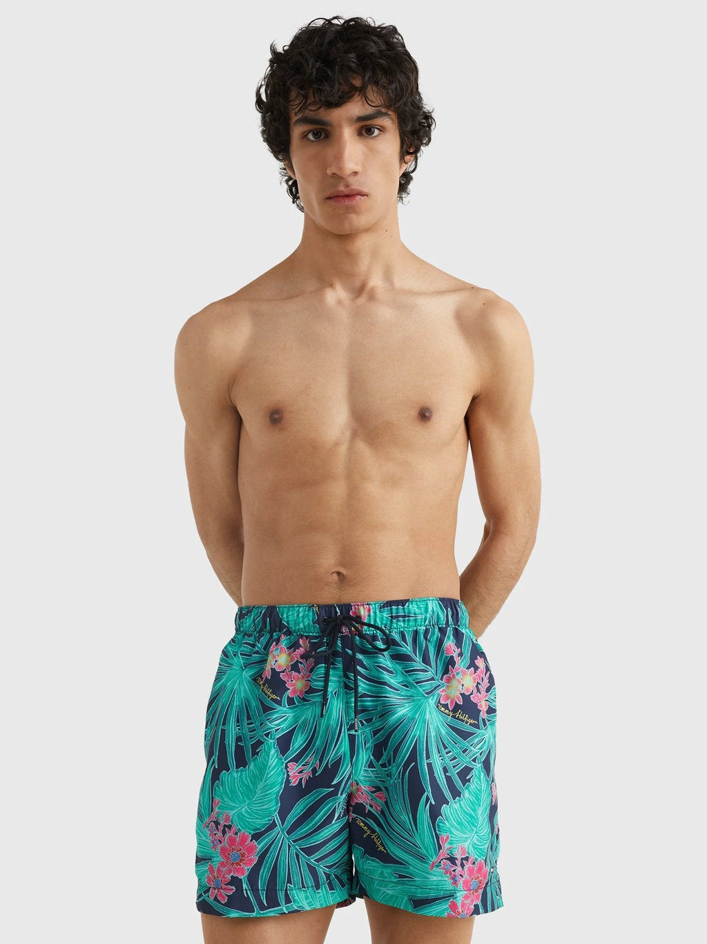 traje-de-bano-tommy-hilfiger-estampado-p-caballe