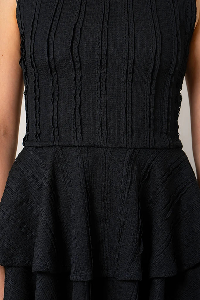 BH VESTIDO CORTO TEXTURA 8683.