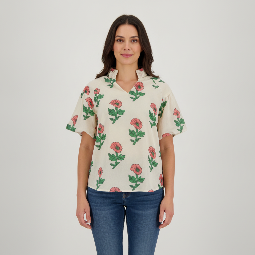 Blusa Posh Mangas Cortas Floral para Damas con modelo (AI)