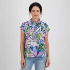 Blusa Hope & Harlow Mangas Cortas Palmas para Damas con modelo (AI)