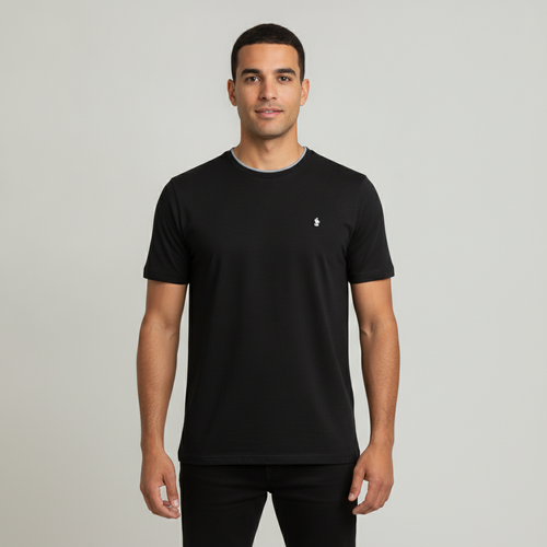 Camiseta Lisa de Mangas Cortas 1492 para Caballeros con modelo (AI)