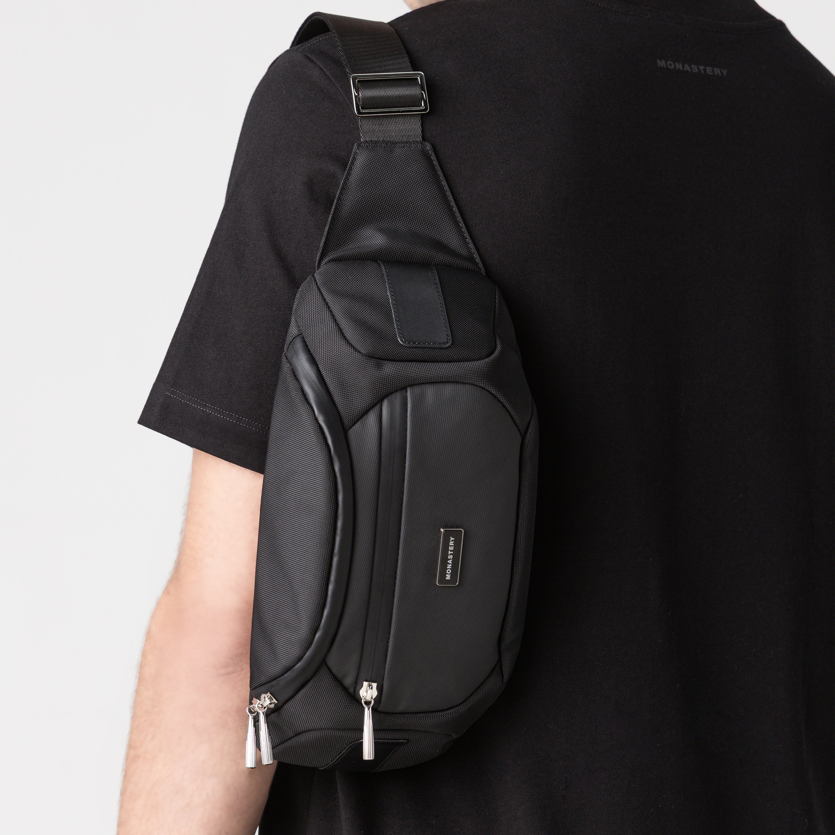 ALBAQ FANNY PACK UNISEX BLACK - Monastery | Tienda Oficial Colombia