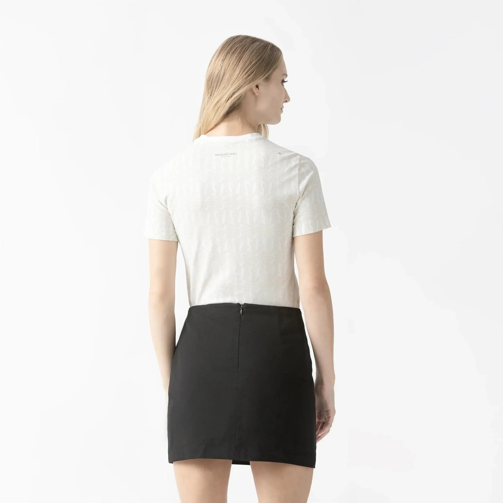 AMARISSA T - SHIRT WOMEN WHITE - Monastery | Tienda Oficial Colombia