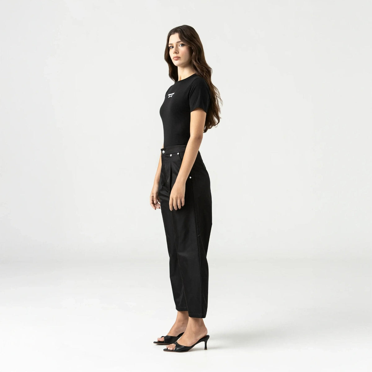 AMBROSE T - SHIRT WOMEN BLACK - Monastery | Tienda Oficial Colombia