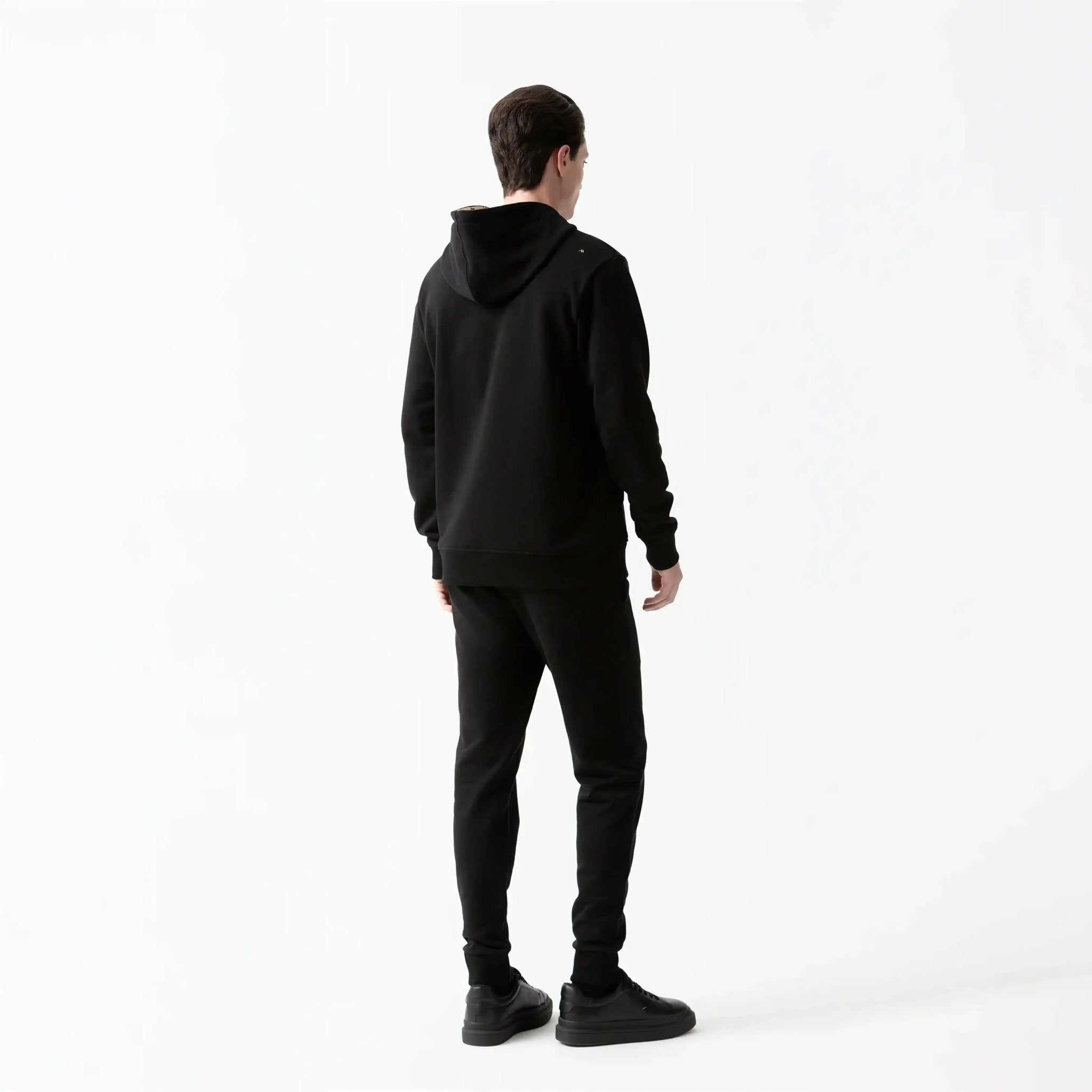 BACKTON HOODIE MEN BLACK - Monastery | Tienda Oficial Colombia