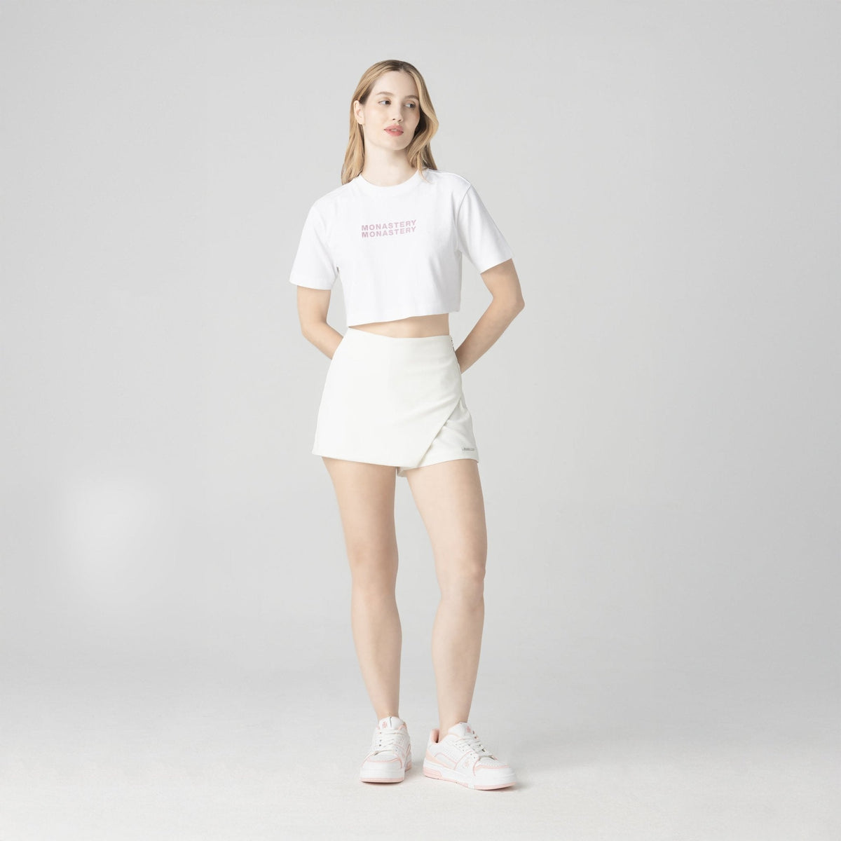 BAOSHE CROP TOP WOMEN WHITE - Monastery | Tienda Oficial Colombia