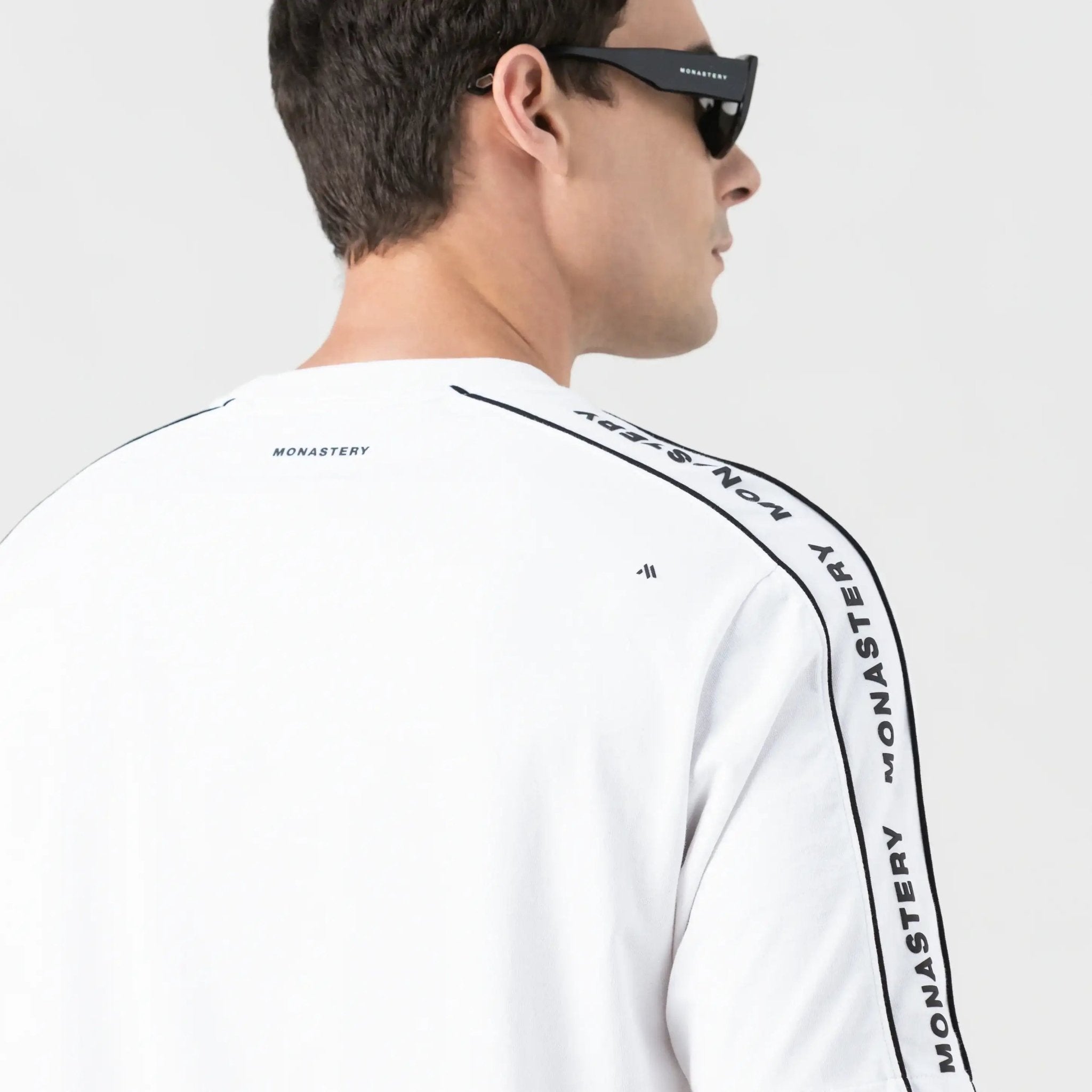 BLACKFORD T - SHIRT OVERSIZED MEN WHITE - Monastery | Tienda Oficial Colombia