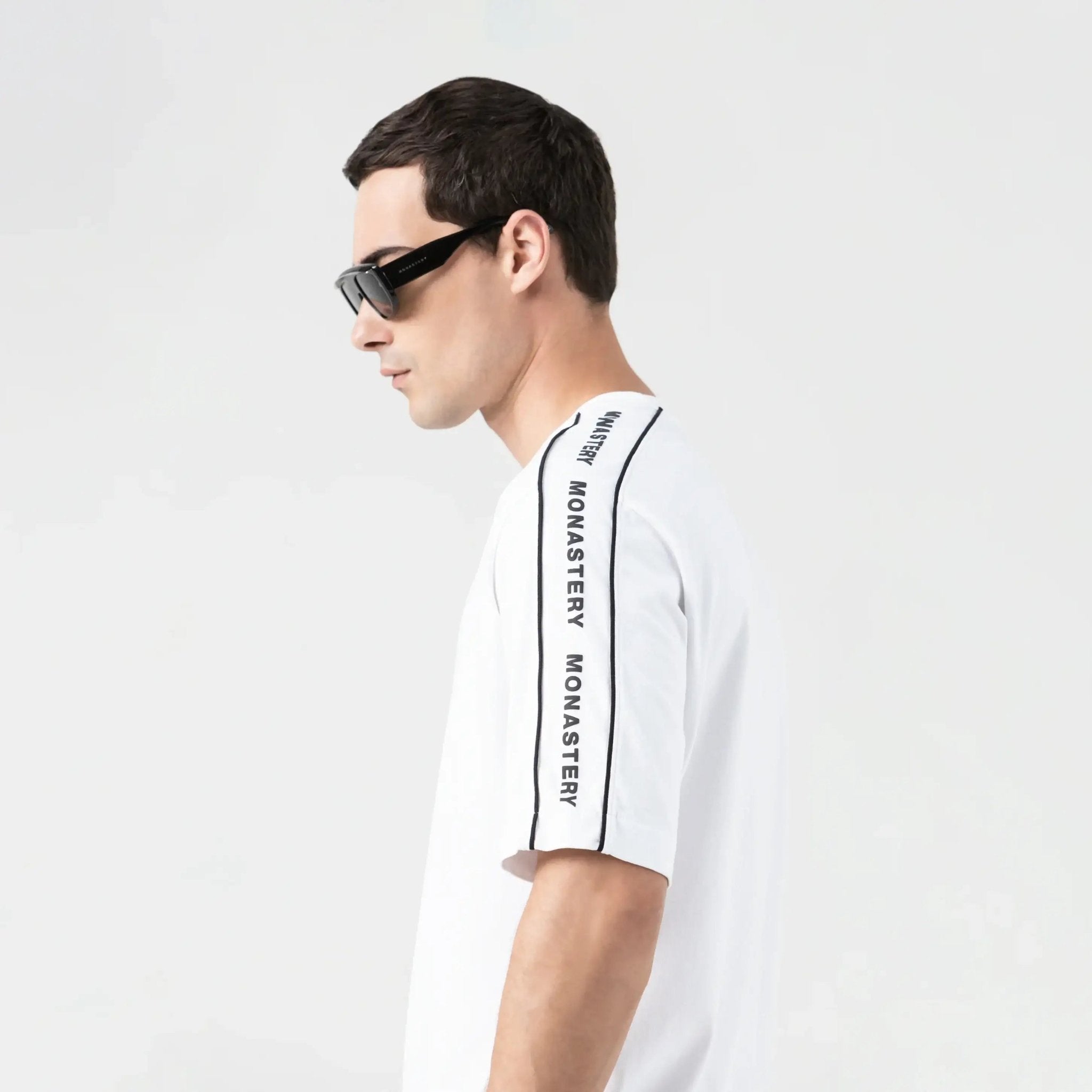 BLACKFORD T - SHIRT OVERSIZED MEN WHITE - Monastery | Tienda Oficial Colombia