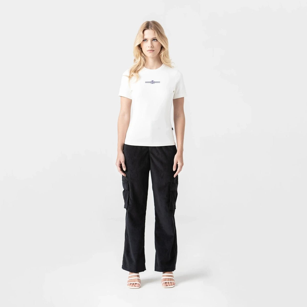CADI T - SHIRT WOMEN WHITE - Monastery | Tienda Oficial Colombia