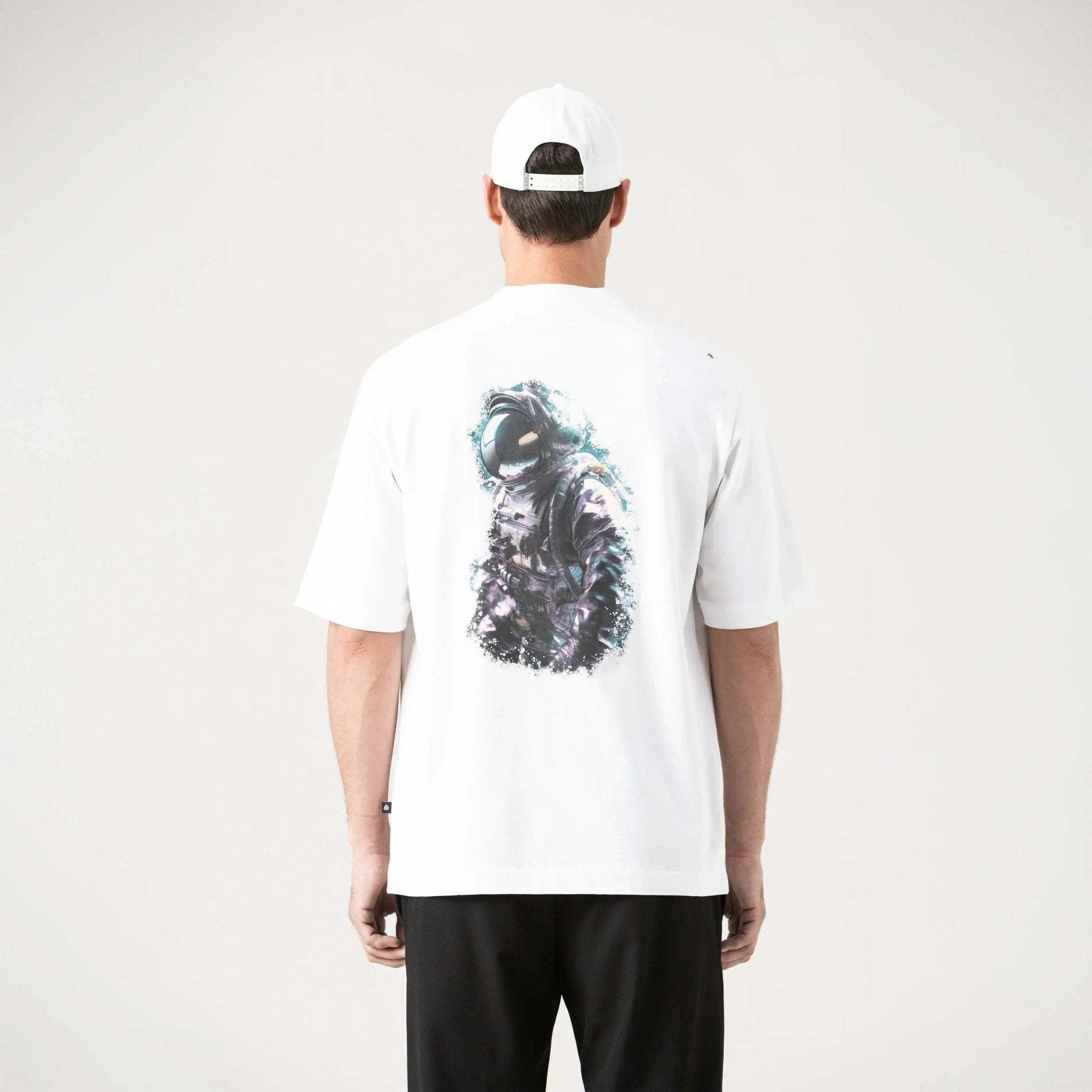 CAPONE T - SHIRT OVERSIZED MEN WHITE - Monastery | Tienda Oficial Colombia