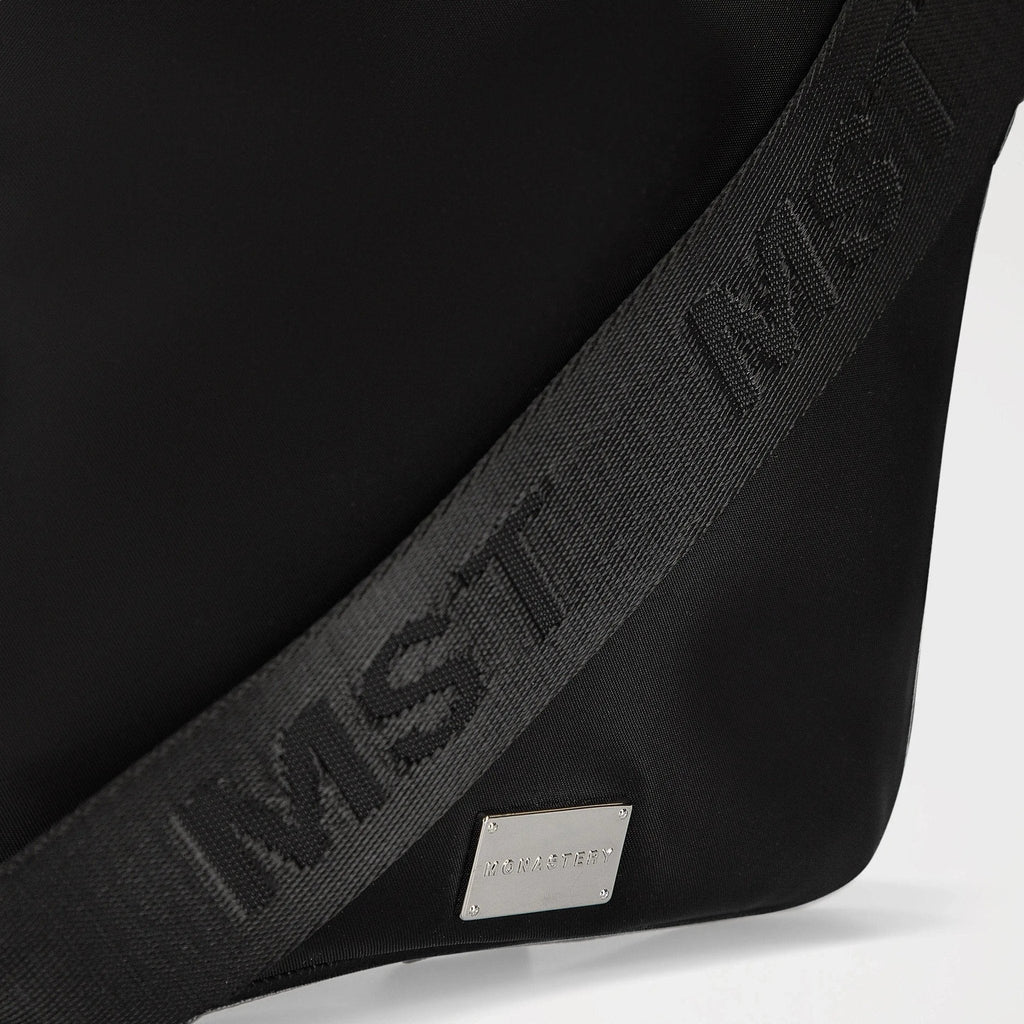 CEDRIC FANNY PACK MEN BLACK - Monastery | Tienda Oficial Colombia