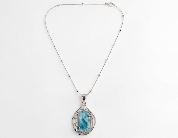 Collar de plata con larimar