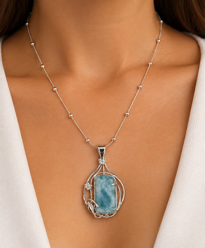 Collar de plata con larimar