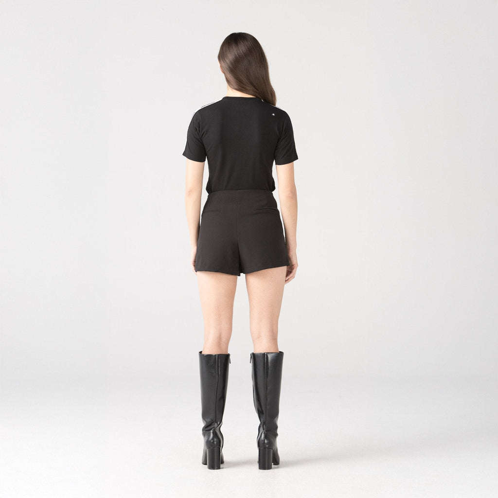 DAN T - SHIRT WOMEN BLACK - Monastery | Tienda Oficial Colombia
