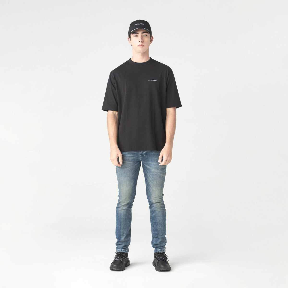 DENWEN T - SHIRT OVERSIZED MEN BLACK - Monastery | Tienda Oficial Colombia
