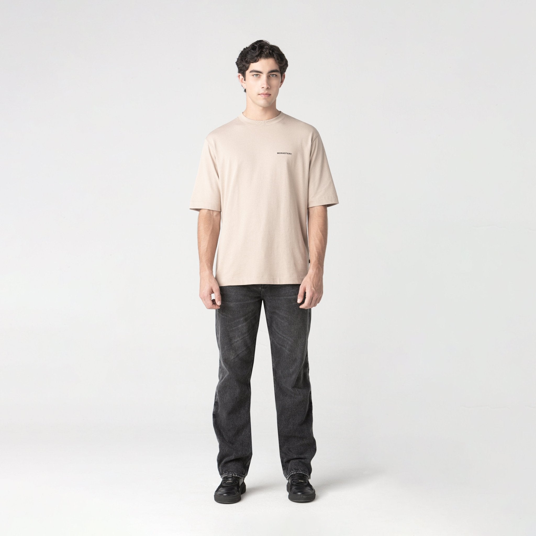 DENWEN T - SHIRT OVERSIZED MEN SIMPLY TAUPE - Monastery | Tienda Oficial Colombia