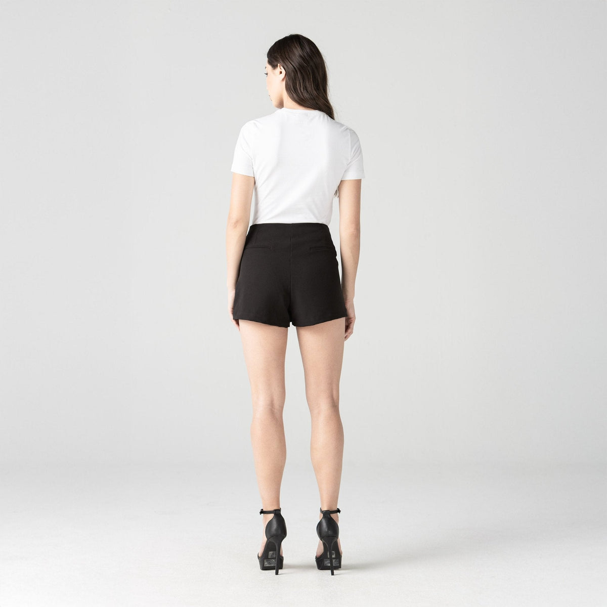 DOMINICA T - SHIRT WOMEN WHITE - Monastery | Tienda Oficial Colombia