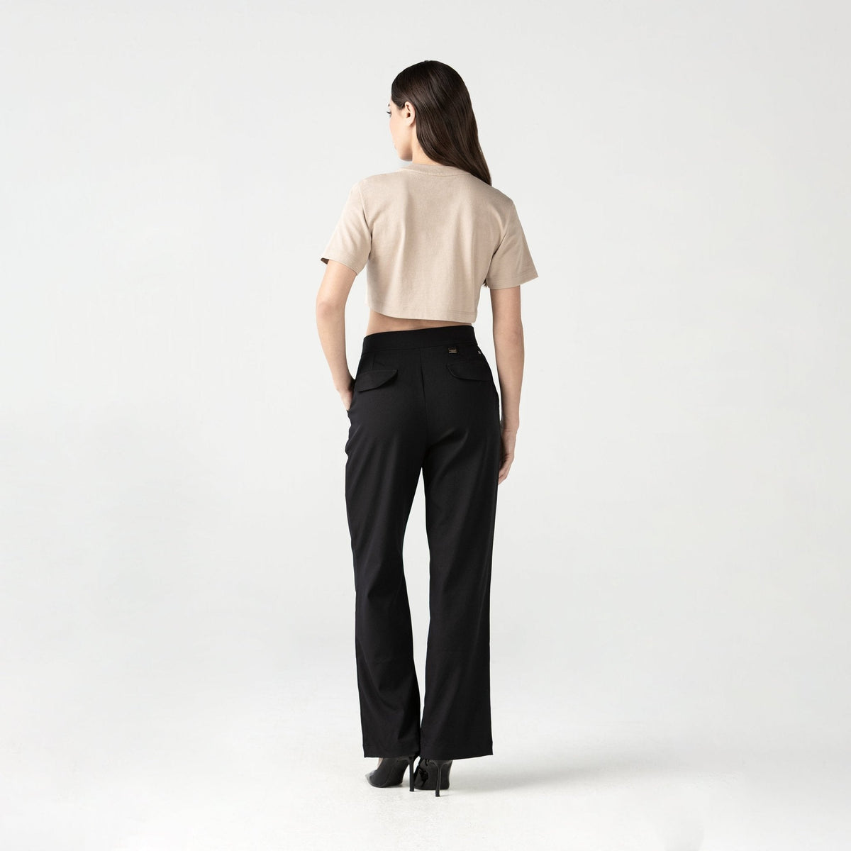 FIDDA CROP TOP WOMEN SIMPLY TAUPE - Monastery | Tienda Oficial Colombia