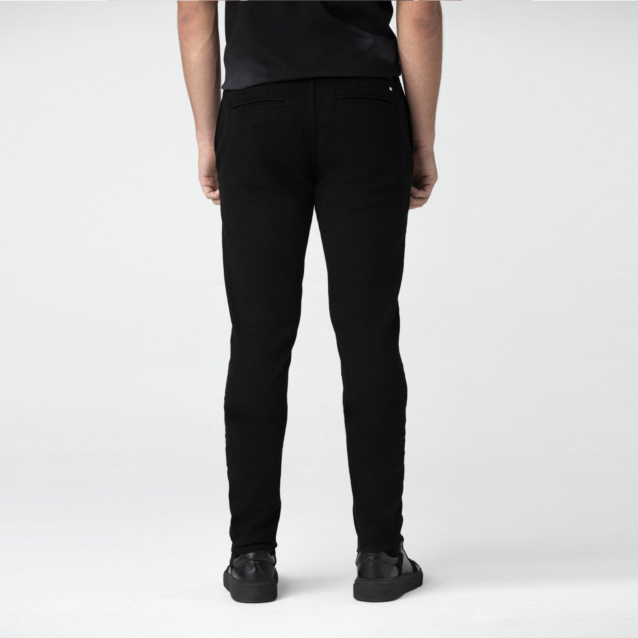FLAVIAN JEAN MEN BLACK - Monastery | Tienda Oficial Colombia